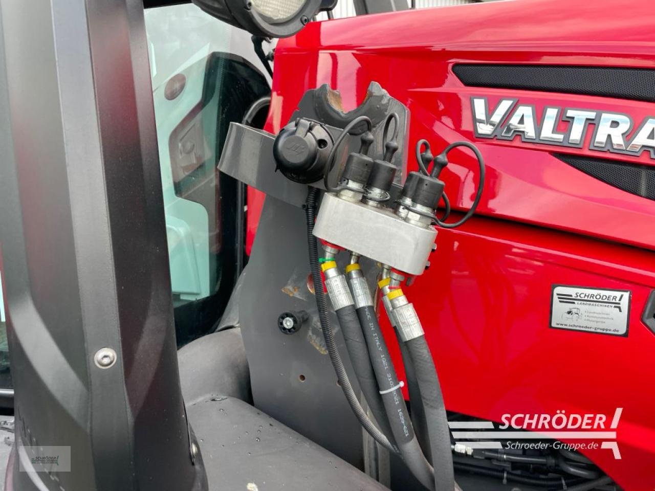 Traktor от тип Valtra T 175 ED | RÜFA | GEWÄHRLEISTUNG 06/2027, Gebrauchtmaschine в Wildeshausen (Снимка 20)